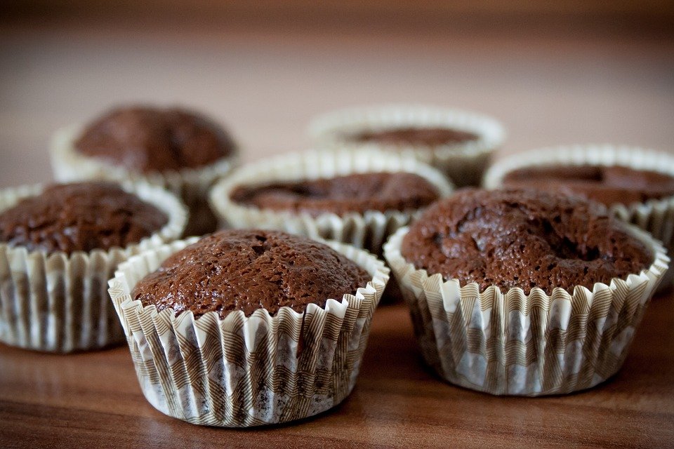 Domácí muffiny jsou vždy chutnou dobrotou.