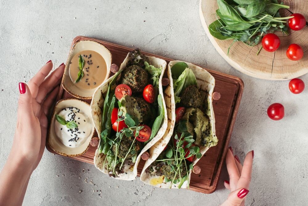 Veganská strava a cvičení: Jaké jsou nejčastější chyby sportujících veganů?
