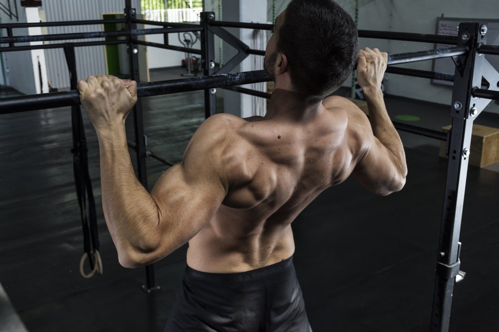 Tajomstvo veľkých bicepsov: Najlepšie cviky a tipy ako si vybudovať veľké bicepsy